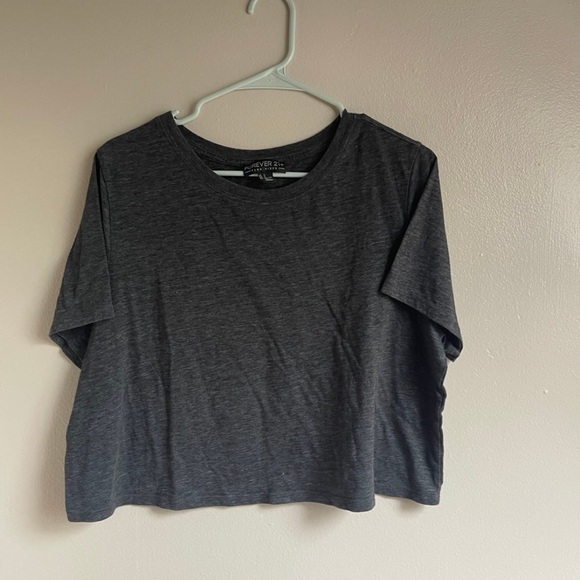 Crop Top Bundle - Picture 4 of 9